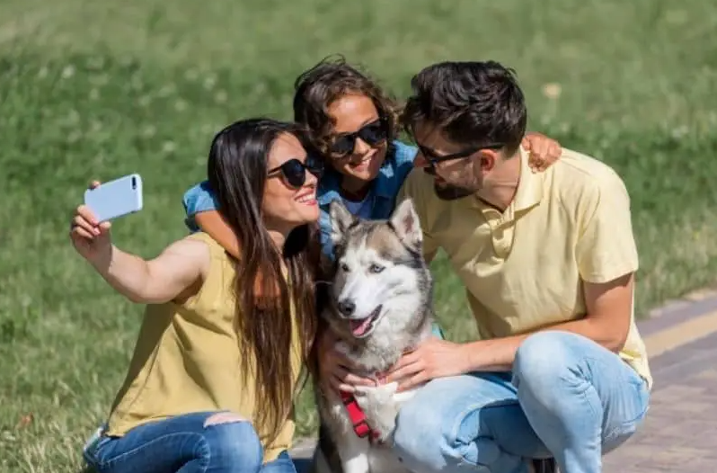 What is jealousy in a friendship and how can I avoid it Why does jealousy occur between friends.